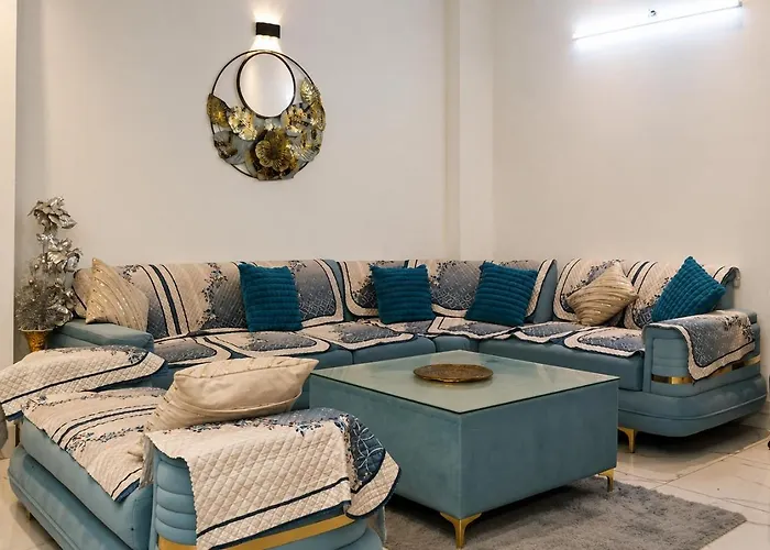 Saffron Residency 3Bhk Shared Stay